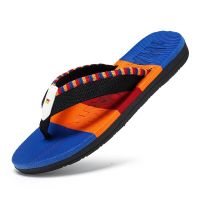 2023 New Fashion Ethnic Style Flip Flops for Men Woven Tong Slippers Casual Beach Shoes Male Indoor Slipper Bathroom Flip Flops House Slippers