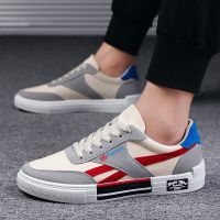 Men Sneakers Low Tops Sports Shoes British Style Casual Walking Vulcanized Shoes