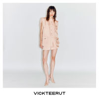 VICKTEERUT (ราคาปกติ 5,850-.) Front Pleat Gabardine Shorts กางเกงขาสั้นจีบหน้า ผ้ากาบาร์ดีน