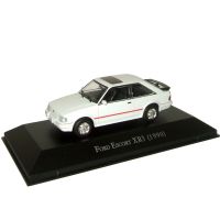 【Customer favorite】 1/43 XR3รถชุดสะสมของเล่นคลาสสิกรุ่น1990บราซิล