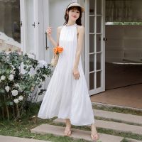 Han edition sleeveless hanging neck summer pure color spot ruffled skirt dress dress goddess of classic temperament