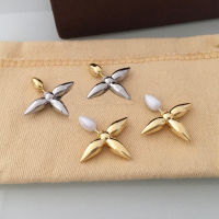 1:1 luxury girls ear stud decoration good quality women earings fashion jewelry 2021 gold and silver color earring accessories