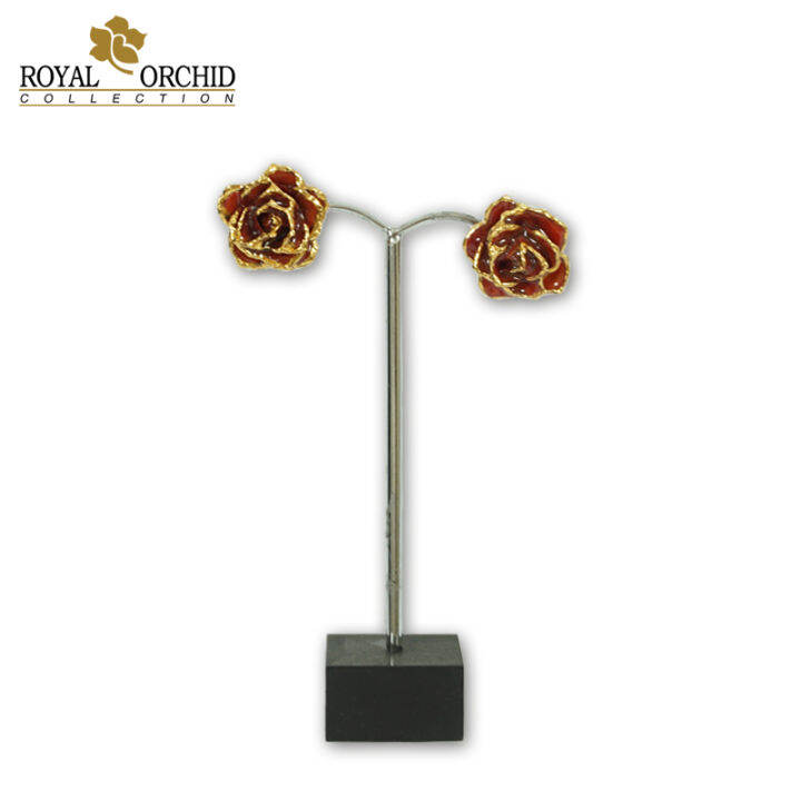 royal-orchid-ต่างหูแบบเสียบดอกกุหลาบของจริง-สีแดง-ตัดด้วยขอบทอง