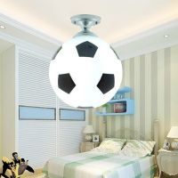 โคมไฟติดเพดานลายฟุตบอลสำหรับเด็ก Boys Bedroom Flush Mount Football Soccer Ceiling Lamp Ceiling Light Fixtures