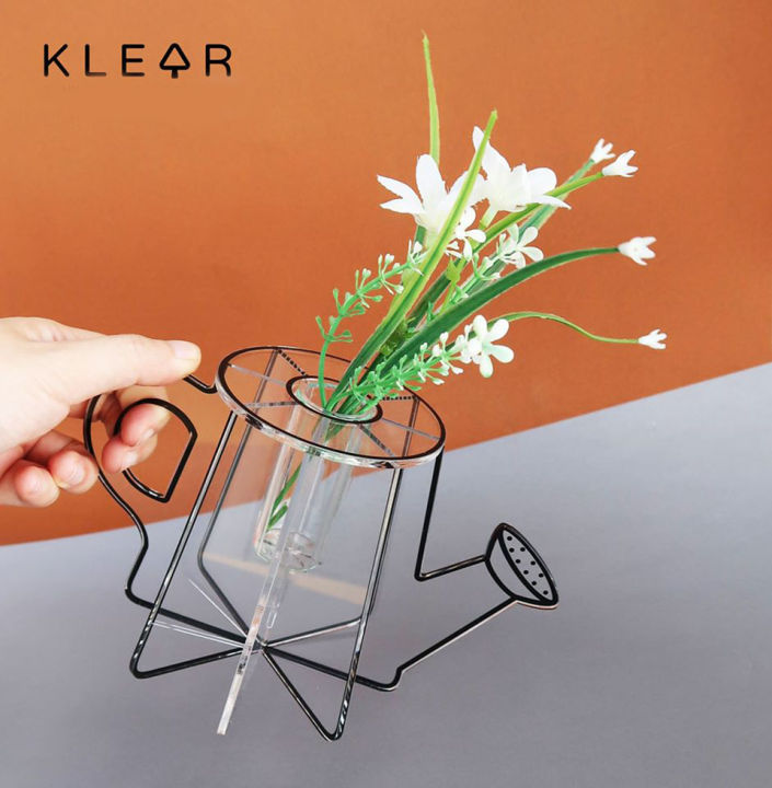 klearobject-our-garden-caring-vase-แจกันดอกไม้-แจกันอะคริลิค-รูปทรงบัวรดน้ำ-แจกัน-แจกันใส่ดอกไม้-แจกันแปลกใหม่-แจกันดีไซต์เก๋ๆ-แจกันมินิมอล-มินิมอล