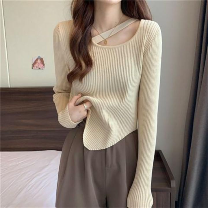 spring-and-autumn-niche-chic-short-collarbone-french-retro-irregular-design-sense-pure-desire-knitted-sweater-women