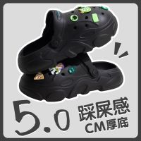 Buzz lightyear increased outside the hole hole shoes for womens summer wear non-slip beach lovers trample shit feeling men slippers summer