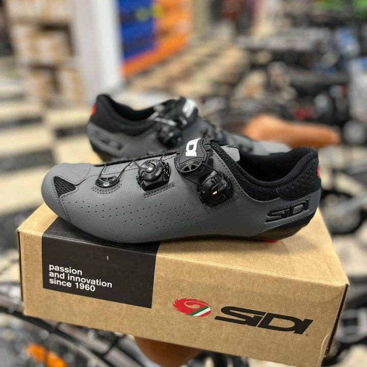 Italy SIDI GENIUS 10 road bike lock shoes cycling shoes carbon fiber