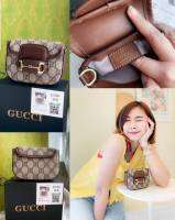 กระเป๋า กุช.ชี่ Horsebit 1955 strap wallet พร้อมสายสะพายปรับความยาวได้ สายผ้าสีเขียวแดง GG  งานมาพร้อมกล่อง