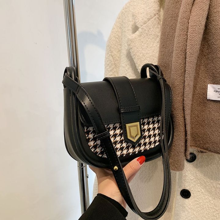 joining-together-into-new-female-2021-winter-color-bag-alar-packet-network-red-plover-case-single-shoulder-bag-fashion-handbags