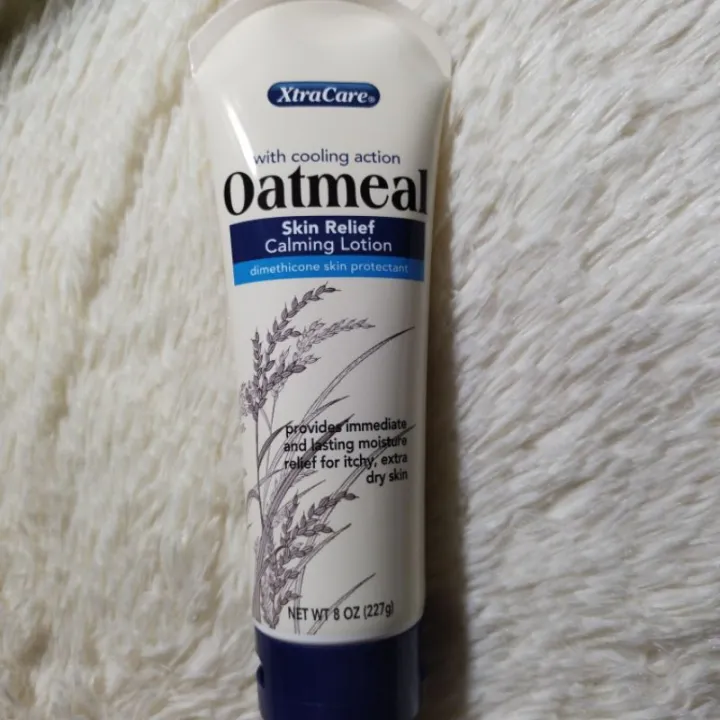 Xtracare Oatmeal Lotion Daily Moisturizing / Calming Lotion 227g