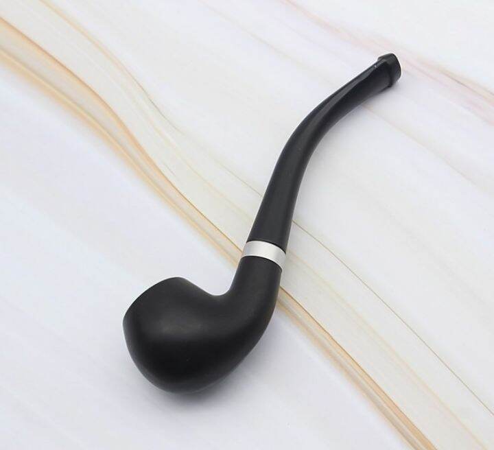 Entry-level pipe, dry tobacco, cut tobacco, bent circular filter ...