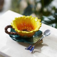 Creative Sunflower Home Decor Porcelain Butterfly Spoon Coffe Cup Enamel Porcelain Cups Ceramic Coffee Cup Original Taza Copo