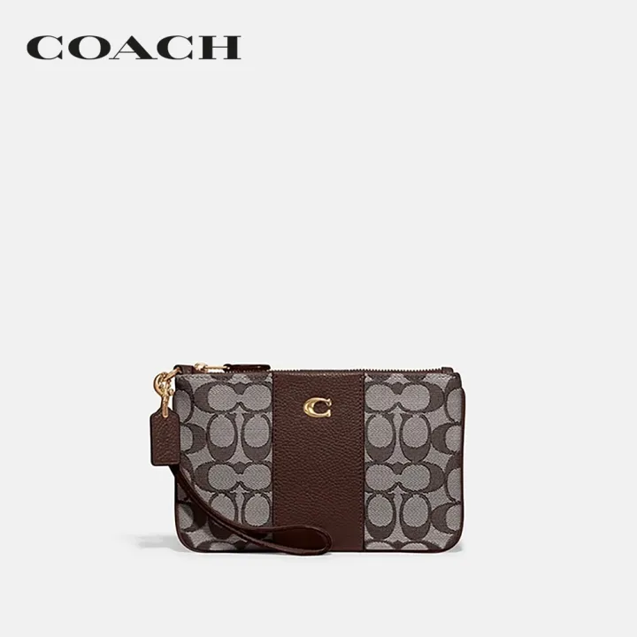 coach-กระเป๋าคล้องมือขนาดเล็กผู้หญิงรุ่น-small-wristlet-in-signature-jacquard-สีน้ำตาล-ci190-b4s0m