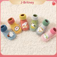 J-BRITNEY รองเท้าเด็กเดินผ้าฝ้ายคอมบ์2คู่และถุงเท้าฤดูหนาวอบอุ่นพิมพ์ลายการ์ตูนสำหรับเด็กถุงเท้ากันลื่น2023เด็กหญิงเด็กชายถุงเท้าชั้นเด็ก