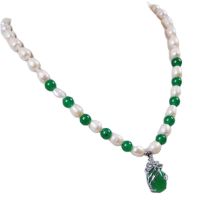 7-8Mm White Akoya Cultured Pearl/Green Jade Gemstones Pendant Necklace
