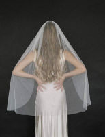 YouLaPan V30 1 Tier Wedding Veil Fingertip Veil Soft Single Tier Bridal Veil Cut Edge Elegant Soft Italian Tulle Veil with Comb-Laocher