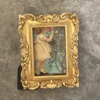 Antique Photo Frame Picture Display Frame Decorative European Style Golden Carved Tabletop and Wall Hanging Picture Frame