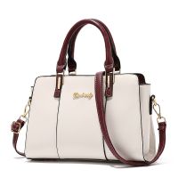 Delicate skin middle-aged female bag 2021 new fashion simple portable mother bag the large capacity one shoulder inclined shoulder bag