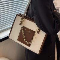 Contrasting color large-capacity bag womens new winter texture womens bag retro handbag all-match shoulder tote bag 【QYUE】