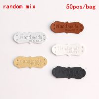 50Pcs 41x16mm Handmade Tags Handmade Faux Leather Knitting Label For Clothes Handmade With Love PU Label For Bag Sew Accessories Labels