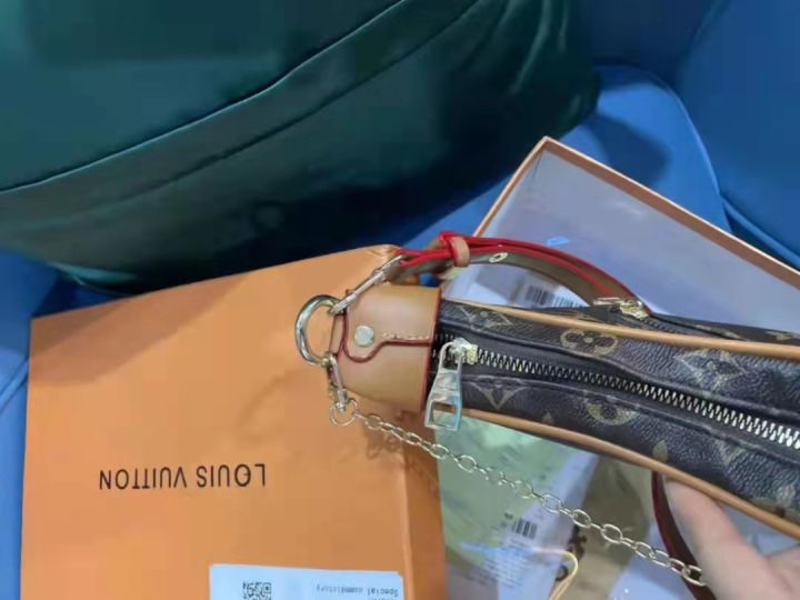 กระเป๋า-lv-สายสะพายสำหรับผู้หญิง-กระเป๋าถือ-lv-ของแท้แฟชั่นเกาหลีกระเป๋าเมคอัพ2022