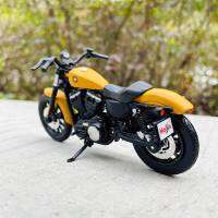 Maisto 2014 Sporster Iron 883 (Harley-Davidson) 1:18 โมเดลรถมอเตอร์ไซค์ ของเล่น ของสะสม ของขวัญ(เก็บคูปองส่งฟรี หรือเก็บคูปองใช้ส่วนลดค่าจัดส่งได้ค่ะ)