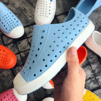 Unisex Kids Slip-On Sneaker Summer Children Water Shoes Hole Girls And Boys Outdoor Play Yard Kids Waterproof Shoes Sandals2023