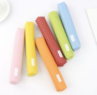 กระเป๋าดินสอ 3 x19 x 3 ซ.ม.  15฿ มี 6 สี งานจริงสุดน่ารัก กระเป๋าดินสอแบบผ้า  มี 6 สี  ฟ้า, เขียว, แดง, ส้ม, เหลือง, ชมพู  #กล่องดินสอ #กล่องดินสอ #กล่องดินสอเด็ก #กล่องดินสอเกาหลี #กล่องดินสอสี #กล่องดินสอวัยรุ่น #กล่องดินสอราคาถูก #กล่องดินสอรุ่นใหม่