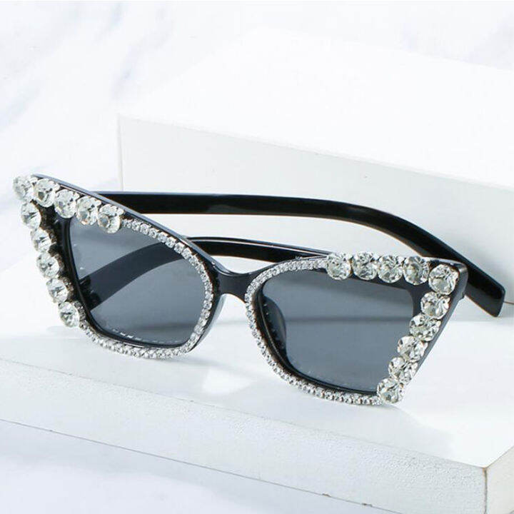 2021-fashion-chain-rhinestone-sunglasses-women-prom-party-shoping-cat-eye-luxury-sun-glasses-lady-plastic-green-oculos