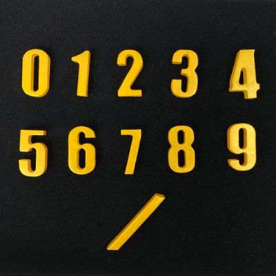 ตัวเลขเรซิ่นสีทอง ตัวเลขที่บ้าน ขนาด 1.5 นิ้ว ขอบเหลี่ยม ประดับตกแต่ง ทำป้าย งาน DIY