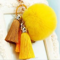 New Fashion Women Cute Rabbit Fur Pom pom Ball Tassel Keychain Keyring Car Key Ring Chain Women Charm Bag Key Ring Pendant Key Chains