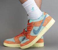 [ขายแต่ของแท้ 100%] สินค้าพร้อมส่ง!! NIKE SB Dunk Low Orange Emerald Rise ส่วนลดกดติดตามและคูปองในร้านอีกมากมาย