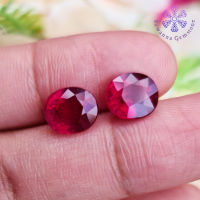 พลอยทับทิม 2 เม็ด 6.15 ct. (Natural Ruby) สีแดงอมม่วง รูปร่างไข่ ประกายเล่นไฟค่อนข้างดี พลอยเผาใหม่ เหมาะทำเครื่องประดับได้อย่างหลากหลาย พลอยแท้