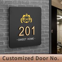 ✚℗┋ Acrylic Modern Door Plates Shop Sign Personal Customized Logo Number for Office Home Flats Restaurant with Golden Dightal No.