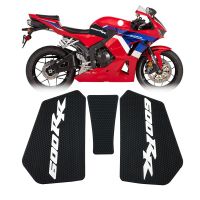 ❤ สำหรับฮอนด้า CBR600RR CBR 600RR CBR600 RR 2020-2023 2022ถังน้ำมันมอเตอร์ไซค์สติกเกอร์แผ่นกันลื่นสติกเกอร์ป้องกันข้างรถจักรยานยนต์