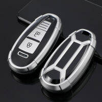 【cw】 Applicable to Suzuki Vitara Fengyu Qiyue Yutu Automobile Creative Key Holder Car Key Front and Rear Shell Hitch ！