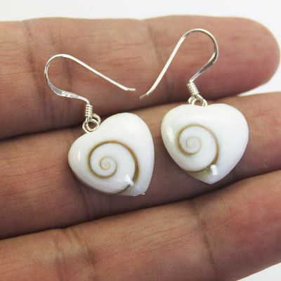 Heart valuable gifts for loved ones Earring beautiful from shells, heavenly eyes Shiva eye  ของขวัญอันล้ำค่าสำหรับคนที่คุณรัก หัวใจ ต่างหูสวยๆ จากเปลือกหอย ดวงตาสวรรค์ ตาพระศิว