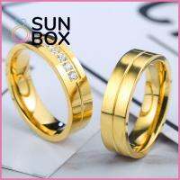 SUN BOX ผู้หญิงผู้ชาย สีทองเงิน ลูกบาศก์เซอร์โคเนีย AAA CZ ชุบทอง18K สแตนเลสสตีล แหวนวงแต่งงาน แหวนคู่รัก