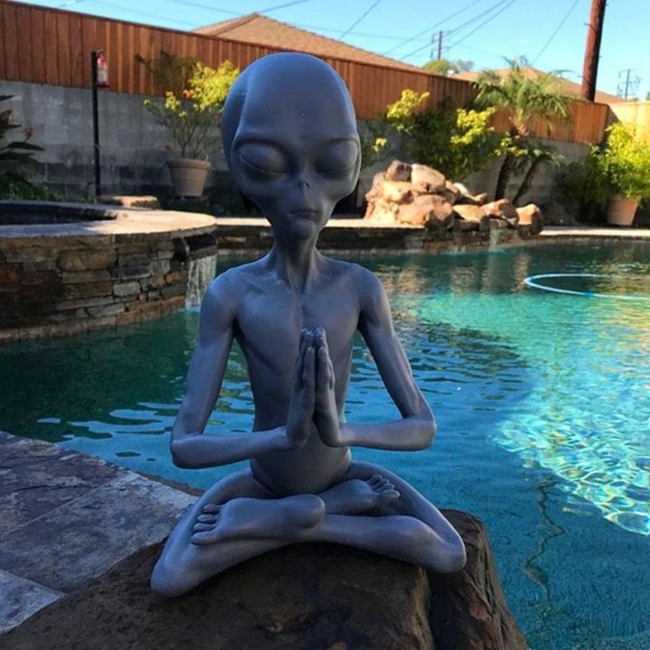 witchcraft-meditation-alien-statue-mini-resin-ornament-alien-garden-home-office-yard-art-decor-for-indoor-outdoor