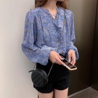 Fat mm chiffon v-neck small broken flower big yards French long-sleeved shirt female summer super thin paragraph fairy brim is prevented bask in coat