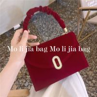 Retro high-end red velvet diamond wedding bag fashionable wrist handbag sweet engagement bride bag for women 【JYUE】