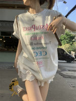 KUMIKUMI ตัวอักษรแฟชั่นพิมพ์เสื้อยืดแขนสั้นสบาย ๆ T0357