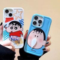 สนุกสนานสร้างสรรค์ Crayon Shinchan เคสโทรศัพท์ปุ่มหมุนได้สำหรับ iPhone 14 Plus 11 12 13 14 Pro Max 6 6S 7 8 Plus SE 2022 XR XS MAX เคสใสป้องกันกล้องที่ราบรื่น