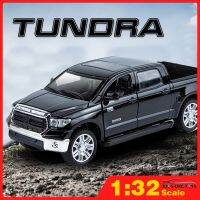 KLT รถบรรทุกรถยนต์รุ่นลูกเต๋าของเล่นโลหะ1:32รถกระบะโตโยต้า Tundra สำหรับเด็กผู้ชายเด็กยานพาหนะงานอดิเรก &amp; ของสะสม