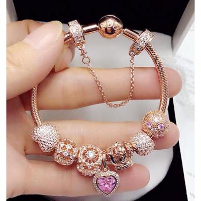 ใหม่คลังสินค้าพร้อมเดิมPandora_bracelet_Bracelet _ Pandora_bracelet_Bracelet _ สร้อยข้อมือหวานสร้อยข้อมือรูปหัวใจชุด