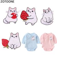 ZOTOONE  Cute White Cat  Patches for Clothing Strawberry Iron on Patch Embroidered  Patch  for Clothes Appliques  Jacket Badges Haberdashery