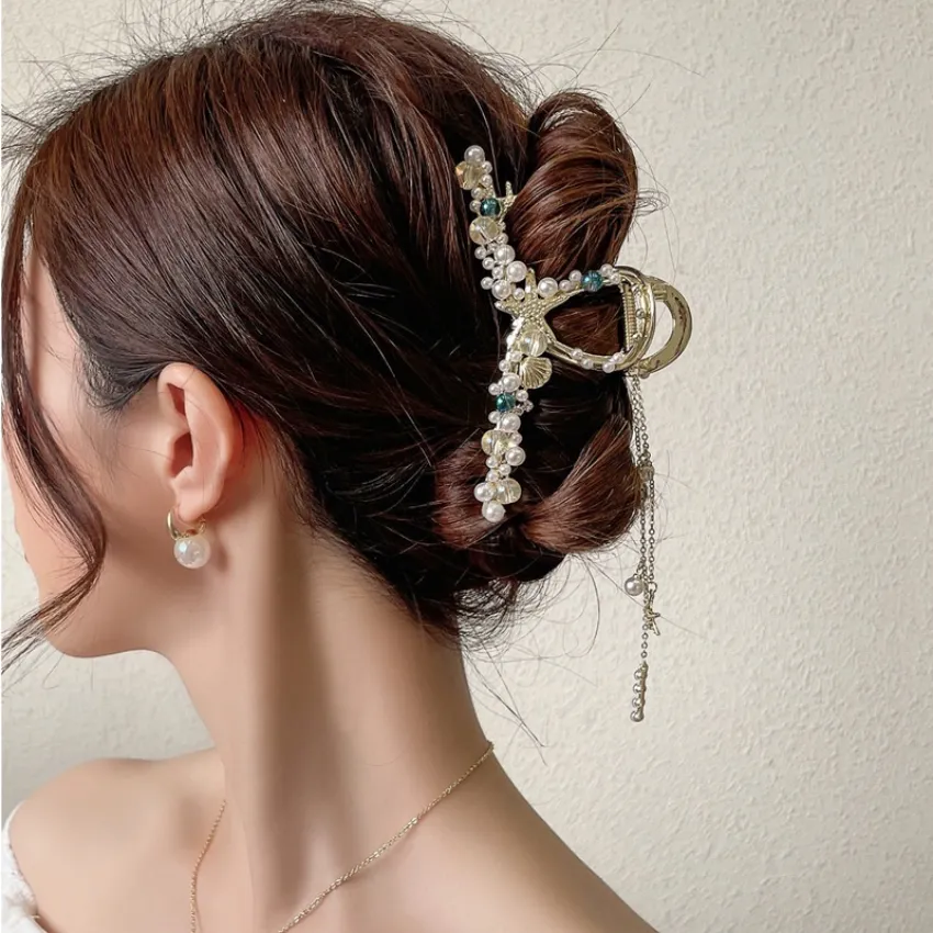 Exquisite Pearl Flower Leaf Hair Clip Korean Style Hair Pin Fashion Metal Hair  Clips for Women Flower Hair Claw Clip Luxury Hair Accessories | Lazada  Singapore