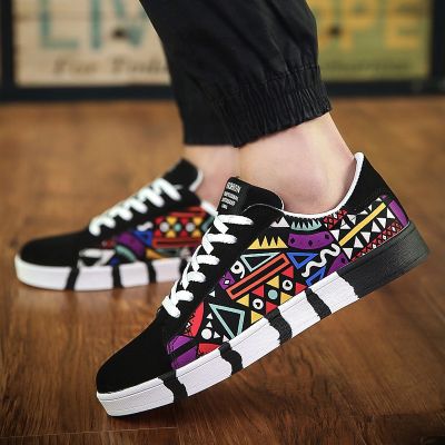 DOGNTNR Graffiti Mens Shoes Winter New Vulcanized Shoes Casual Canvas Sports Shoes Printing Students Running Shoes Tennis Men