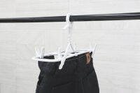 Plastic Hanger ไม้แขวนกางเกงพลาสติก JP Quality 39x22x2 cm สีขาว 142 WHITE